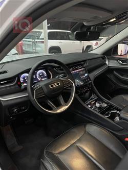 جیپ گراند شیرۆکی